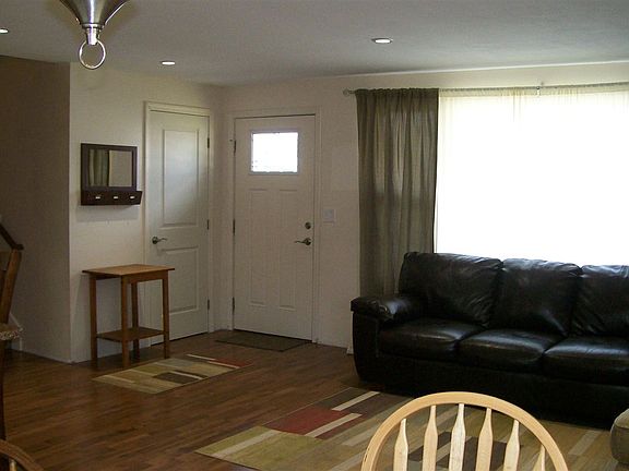 2nd image of 315 S Buchanan Ct