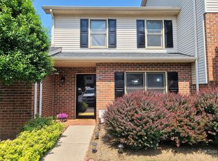 703 21st Ave NE, Hickory, NC 28601