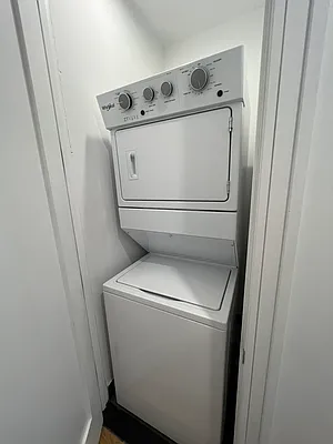 Rented by Oxford Property Group | media 32