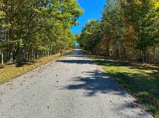 91 White Rock Trl, Caldwell, WV 24925