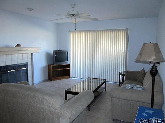 4th image of 2022 Merrill Ln Unit 4G