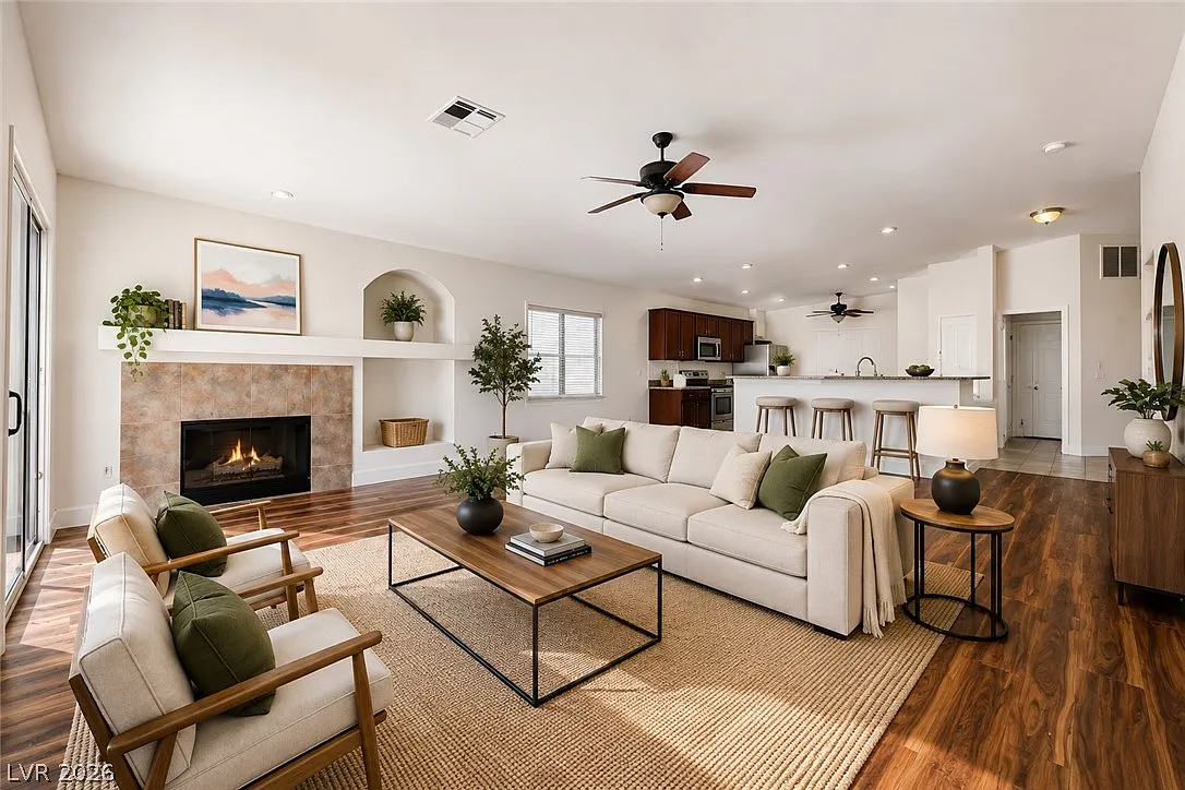 4 bed, 2.0 bath, 1758 sqft, $2,250 — Photo 1