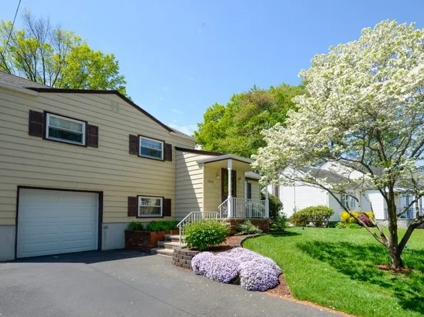 1203 Kent Pl, Linden, NJ 07036