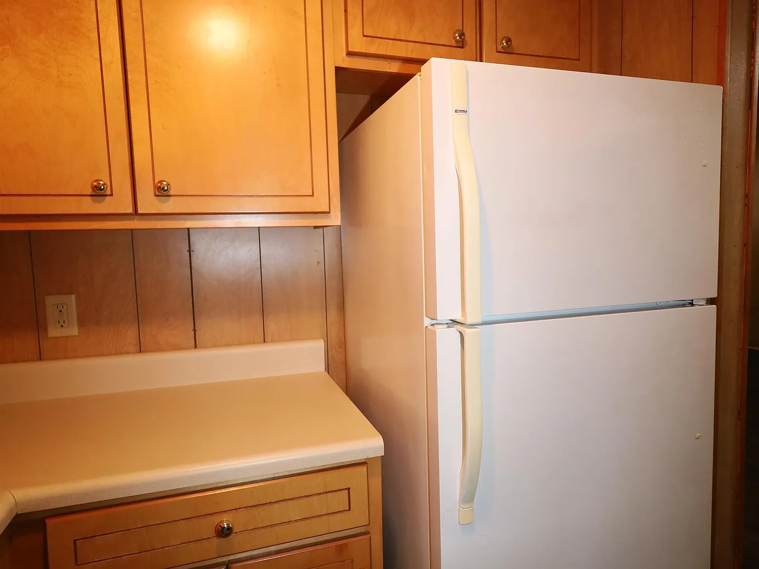 207 East Moore Street — Photo 4