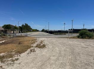 35 Stw Vic Ave #B, Lancaster, CA 93536
