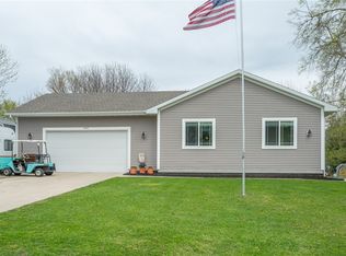 419 Ashford St, Maxwell, IA 50161