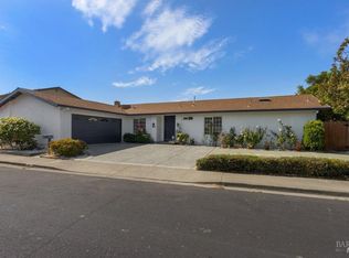 406 Larkin Dr, Benicia, CA 94510