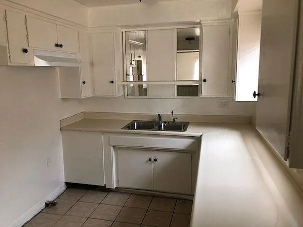12826 Bloomfield Ave — Photo 14