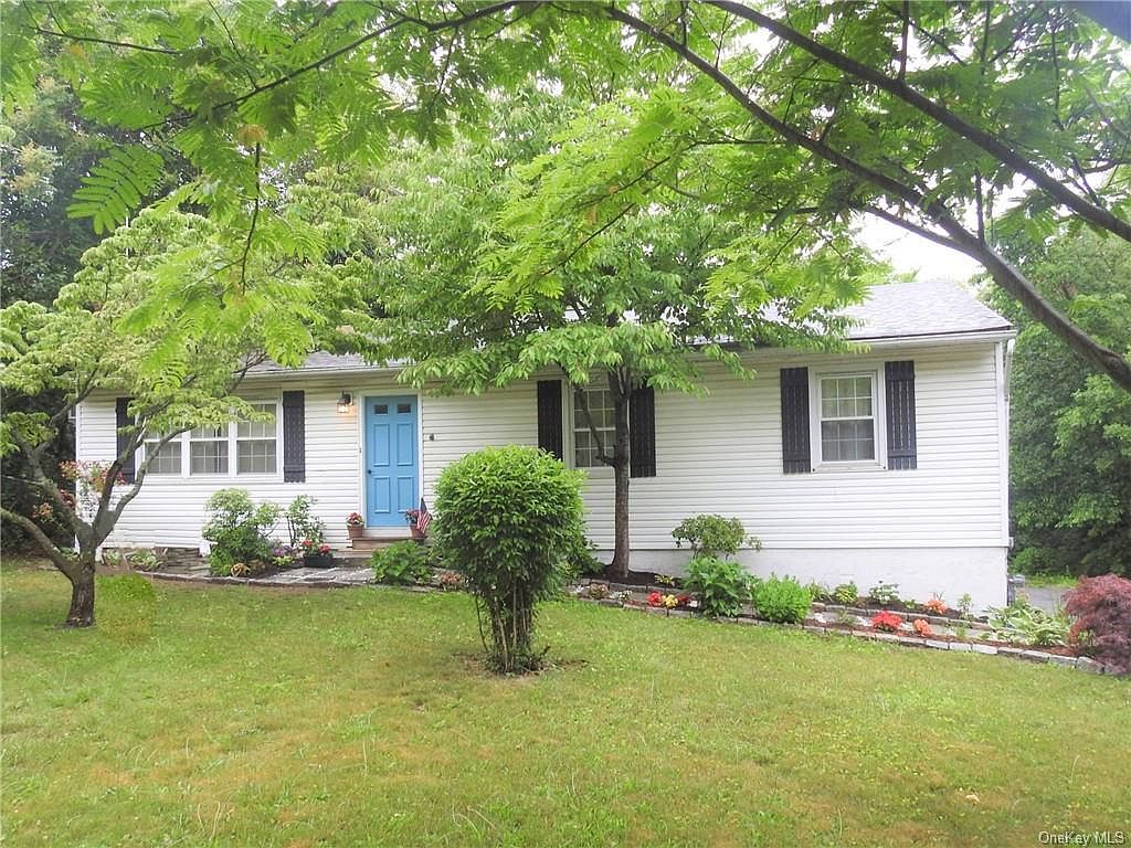 18 Baldwin Drive, Wappingers Falls, NY 12590 Zillow