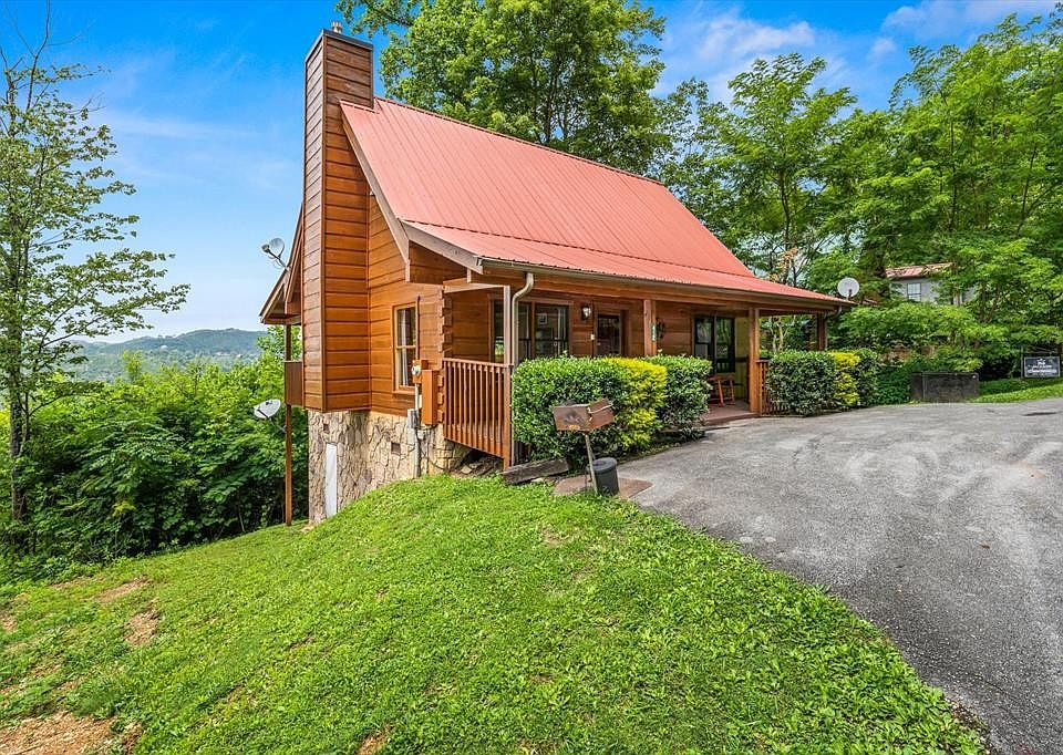 1st image of 412 Abrams Falls Way