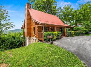 412 Abrams Falls Way, Gatlinburg, TN 37738