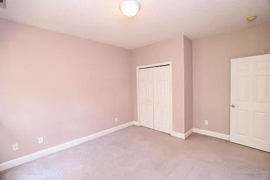 3192 Mayflower Ln — Photo 35