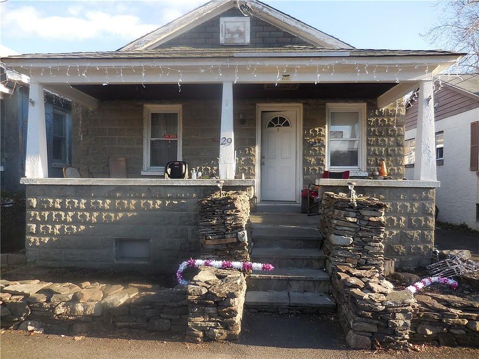 1st image of 29 Meriline Avenue