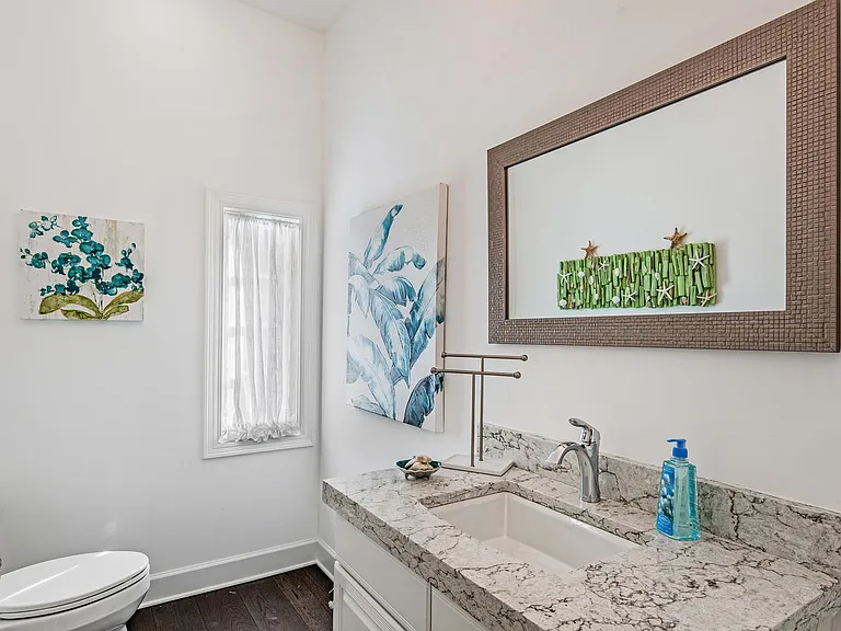 2540 Half Moon Walk — Photo 34