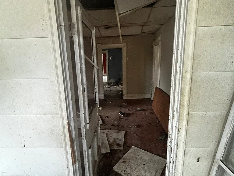 106 Locust St — Photo 18