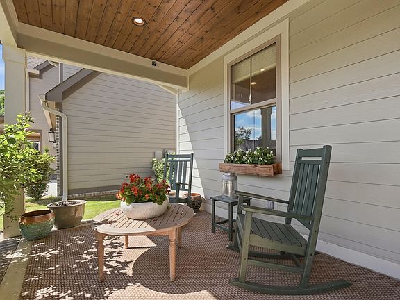 2nd image of 10607 Flicker Way