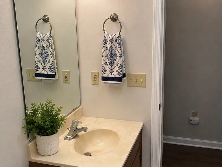 1045 Baccharis Dr — Photo 14