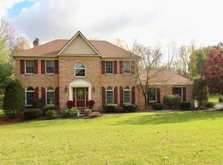 5246 Rosewood Dr, Center Valley, PA 18034