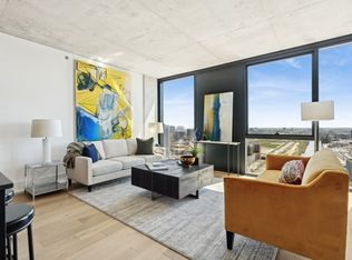 230 W Polk St #2703, Chicago, IL 60605