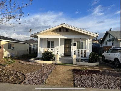 541 E 1st Ave, La Habra, CA, 90631