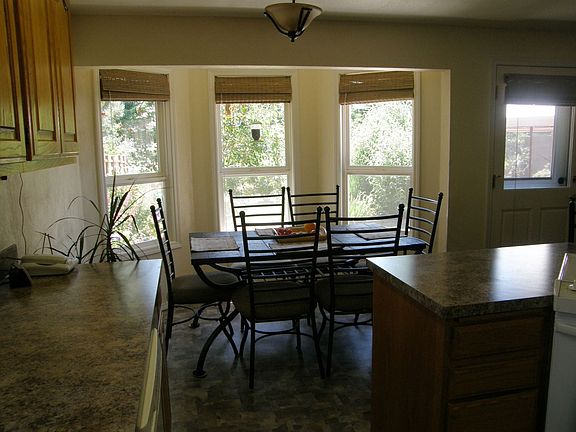 brakfast nook