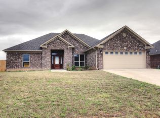 2412 Lakewood Cir, Cabot, AR 72023