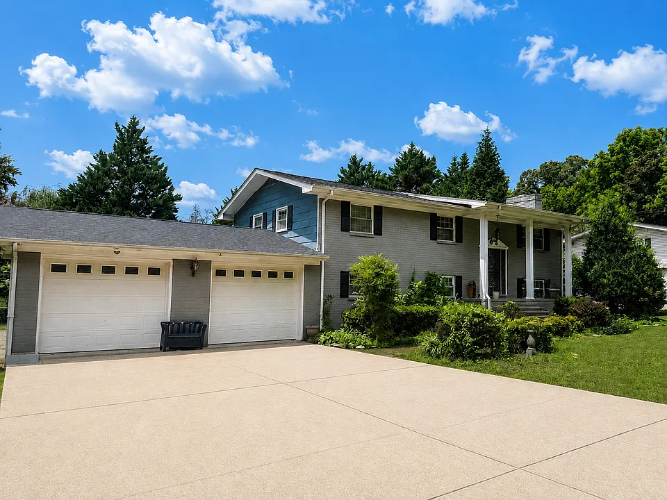 4404 Aimee Ln