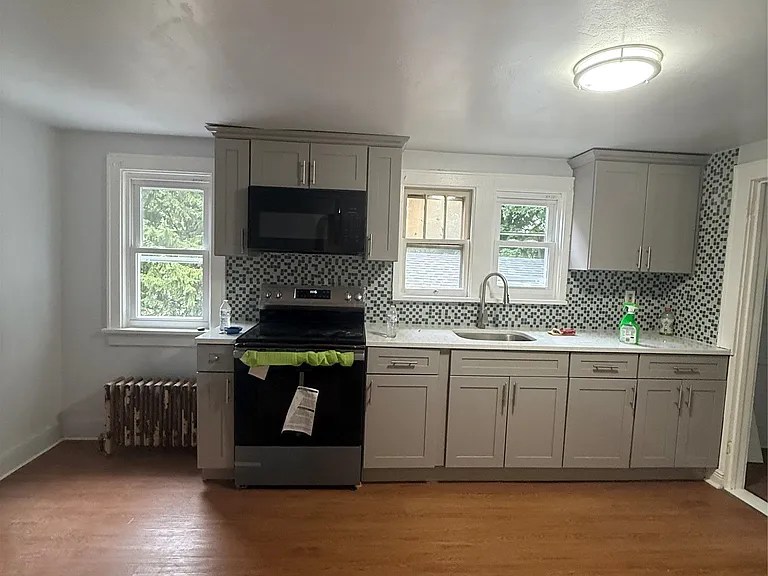 3 Parsons Ave #2 — Photo 3