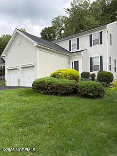 54 Waterford Ave