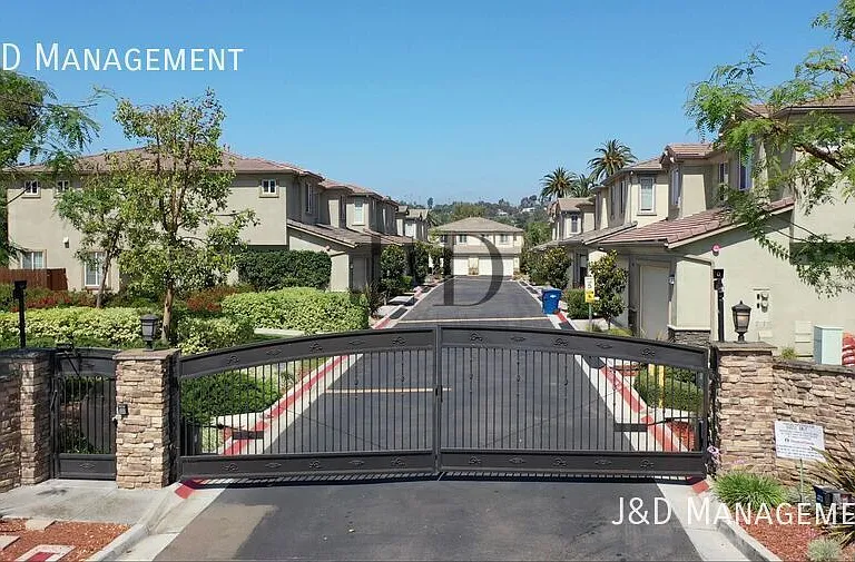 3150-3170 Bancroft Dr — Photo 2