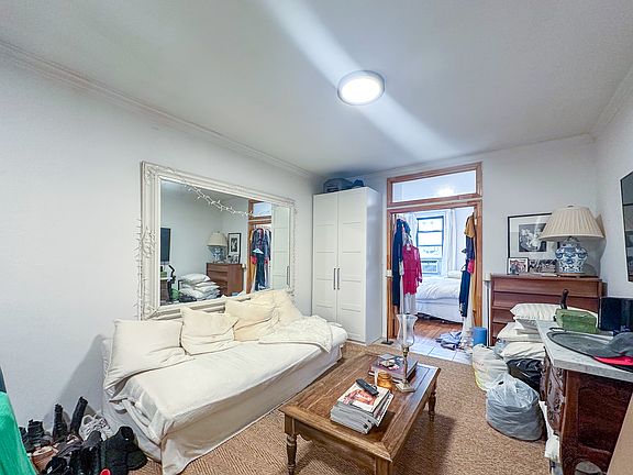 5th image of 315 E 5th St APT 4F