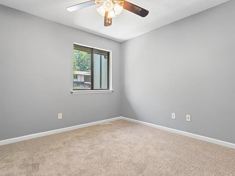 4249 Lake Ridge Dr #5B — Photo 21