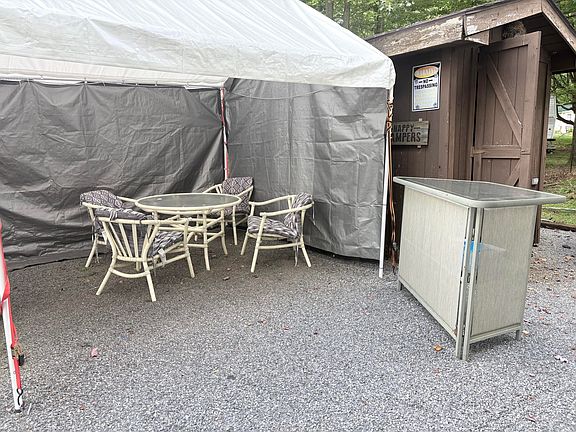 5th image of 585 Barren Rock Rd