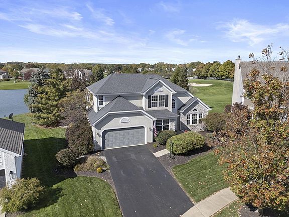 3rd image of 8210 Glenmore Dr