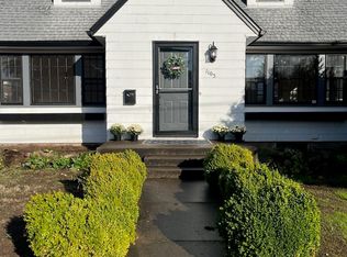 1105 Ferry St SW, Albany, OR 97321