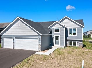 2402 14th St NE, Faribault, MN 55021
