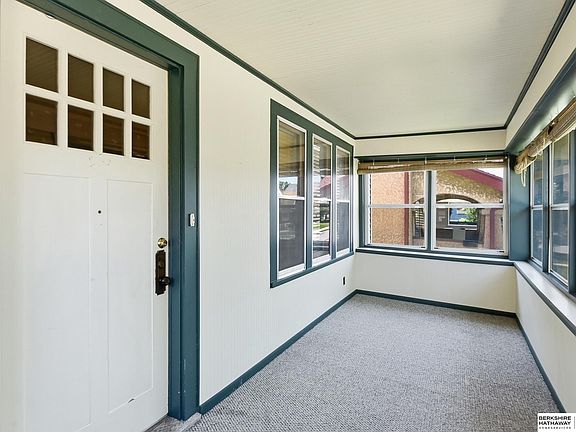 3rd image of 3017 S 32nd St