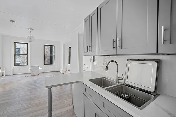 Rented by Corcoran | media 7