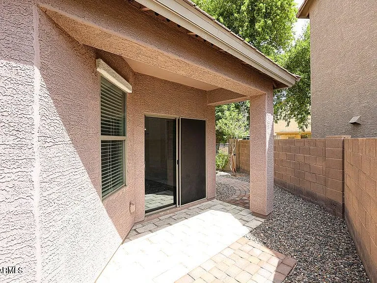 15881 N 74th Ave — Photo 33