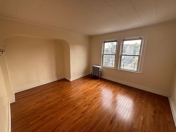 4th image of 552 Beach 68th St Floor 2