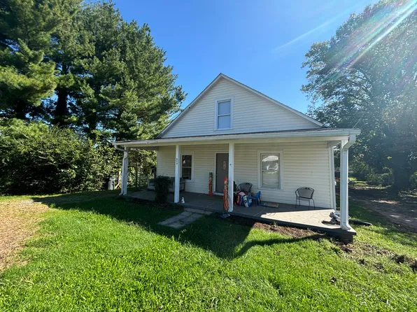 829 Peck St NW, Roanoke, VA 24017