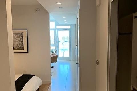 5th image of 1212 S Flower St Unit 1111