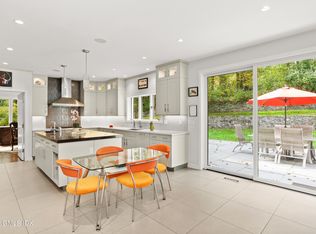 958 Lake Ave, Greenwich, CT 06831