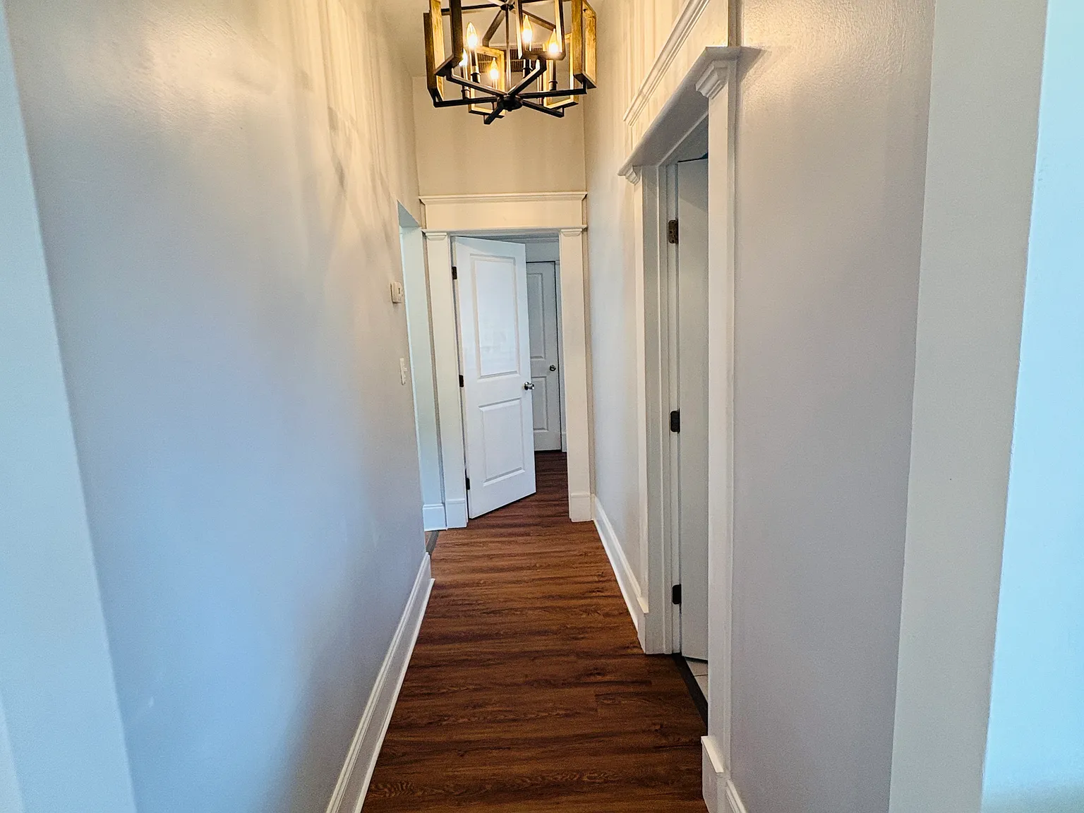 3 bed, 1.5 bath, 1102 sqft, $1,750 — Photo 3