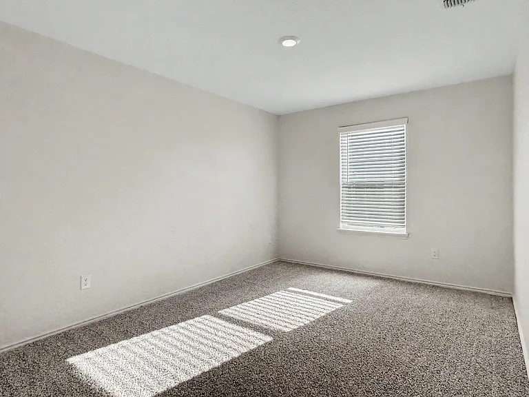 2437 Dielman Dr — Photo 18
