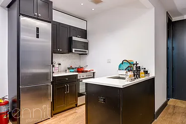 Rented by Rennit Inc.