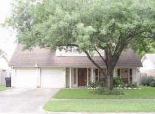 5710 Acorn St, Houston, TX 77092