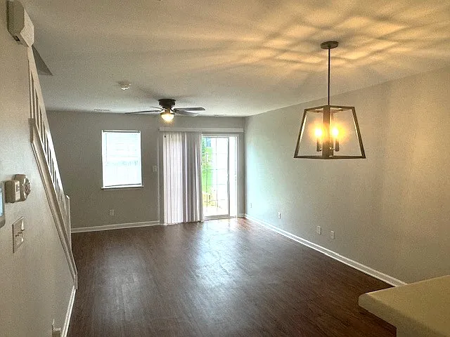 Gorgeous, updated townhome available in Whitsett! Free internet and security! — Photo 2