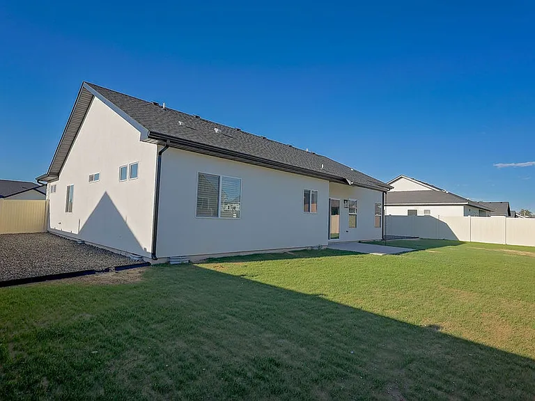1025 Adamite Rd — Photo 33