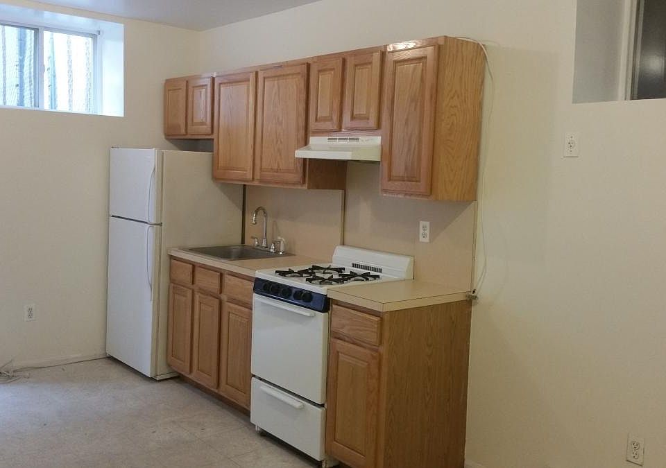 1st image of 206 Beach Ave